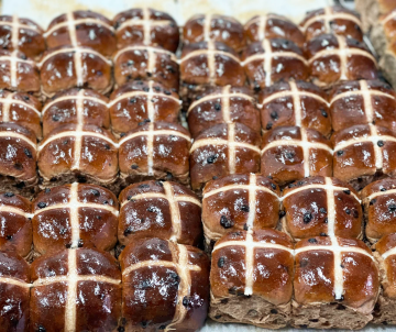 Hot Cross Buns at Lyndhurst Bakehouse